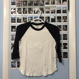 H&M basic tee